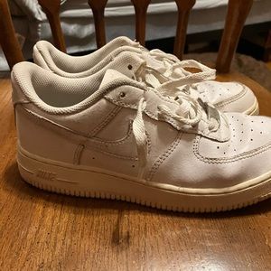 Nike Air Force, size 3, white.